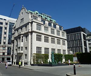Chartered Insurance Institute, Aldermanbury, London 02