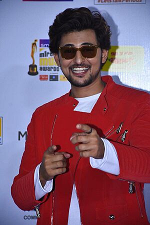 Darshan-Raval-grace-the-12th-radio-mirchi-music-awards-2020.jpg