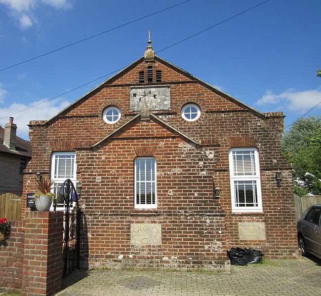 Former Bethesda Chapel, New Road, Porchfield (May 2016) (4)