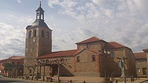 Iglesia Llamas de la Ribera.JPG