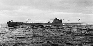 Japanese submarine I-18 in 1941.jpg