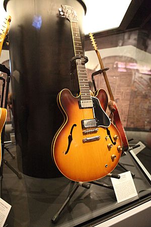 John Lee Hooker's 1965 Gibson ES-335 Electric Guitar - Rock and Roll Hall of Fame (2014-12-30 11.44.49 by Sam Howzit)