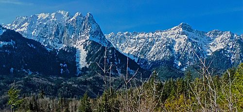 Mt Index and Mt Persis