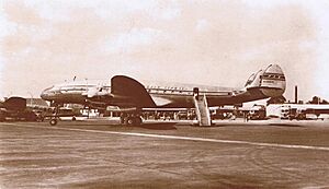 Pan Am L-049 Constellation at London