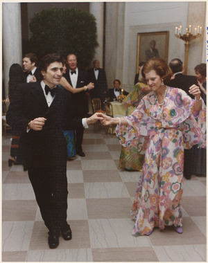 Photograph of First Lady Betty Ford and Edward Vilella Dancing, Following the Departure of Prime Minister and Mrs.... - NARA - 186805