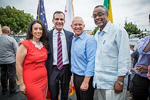 Raise the Wage LA Signing (18875966620)