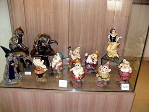 Snow White and the Seven Dwarfs in İzmir Toy Museum