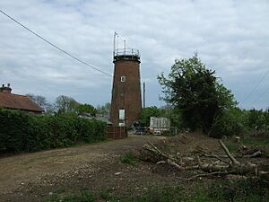Windmill near Carbrooke (geograph 5393309)