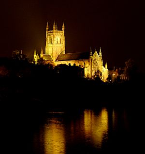 Worcester cathedral night2