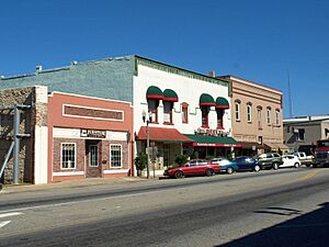 54-64 N Broad St Winder Oct 2012
