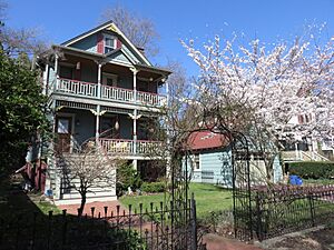 58 Eighteenth Avenue 2016