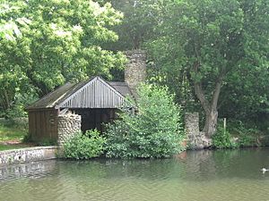 Boat House Douster Pond, Buchan Country Park, Crawley, West Sussex - geograph.org.uk - 1386070.jpg