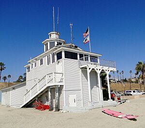 Cherry Avenue Lifeguard Station
