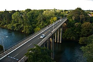 Claudlands Bridge, Hamilton, Waikato, New Zealand, 3 April 2008