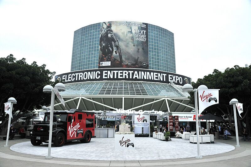 E310-02 (5804349789)