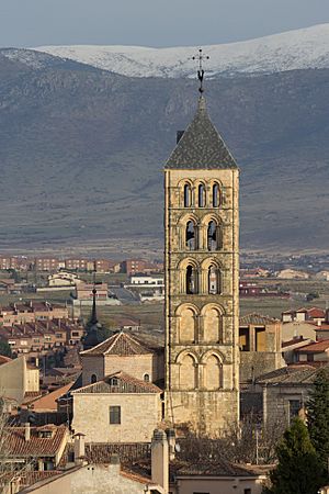 Iglesia de San Esteban de Segovia - 01.jpg