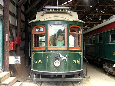 Manchester & Nashua St. Ry. car 38 at Seashore Trolley Museum.jpg