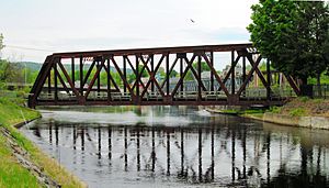 Railroad truss bridge over Bellows Falls Canal