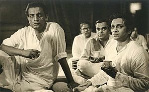 Satyajit Ray with Ravi Sankar recording for Pather Panchali