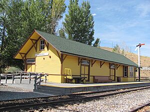 Wabuska Railroad Station 3