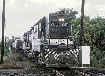 6 More of Roger Puta's Southern Railway Photos (26934095340).jpg