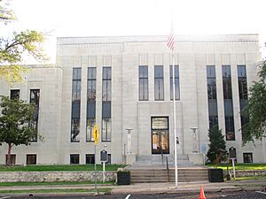 Another photo, Van Zandt County, TX, Courthouse IMG 5621
