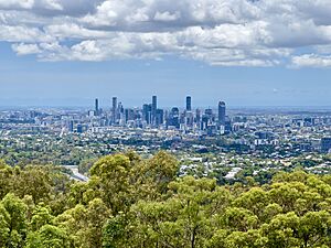 Brisbane CBD seen from Mount Coot-tha Lookout, 2023, 01
