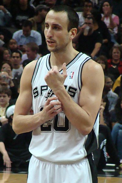 Manu wrist check (cropped 2to3 ratio)