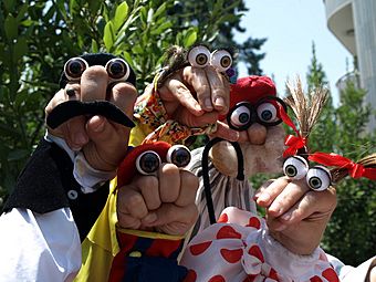 Five bare-hand Oobi puppets with acrylic eyes and fabric costumes
