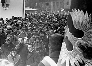 Poświęcenie sztandaru Komisji Zakładowej NSZZ „S“ ZPB „Frotex“ (7)