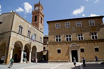 Qk-Pienza-Duomo-05