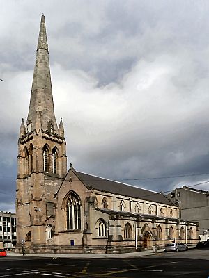 Renfield St Stephens Church and Centre (geograph 2035203).jpg