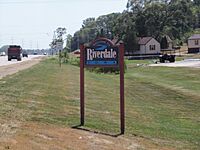 Welcome sign along U.S. 67  .