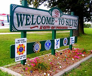 Silvis, Illinois welcome sign