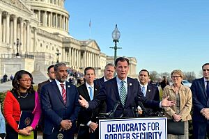 Tom Suozzi Img 9867
