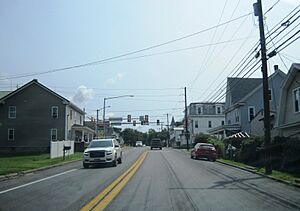 Photo along US 209