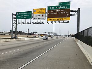 2019-06-05 13 14 22 View north along Interstate 95 at Exit 55 (Key Highway, Fort McHenry National Monument) in Baltimore City, Maryland