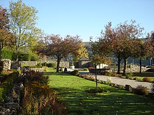 Aberfan Memorial Garden, Pantglas 3