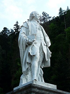 Bagnères-de-Luchon statue Étigny (1)