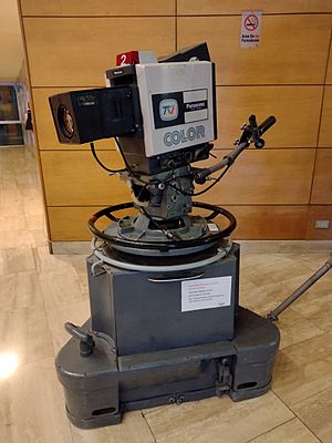 Camara color Panasonic llegada en 1980 a TVN