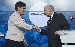 Dobre 2 lata rządu Prawa i Sprawiedliwości konferencja Beaty Szydło i Jarosława Kaczyńskiego (cropped)