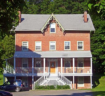 Dutchess Company Superintendent's House.jpg