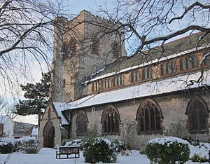 Eglwys Sant Ioan - St John's Church.jpg