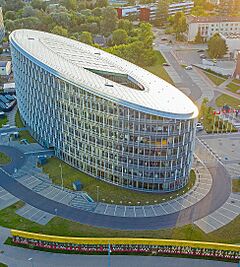 K29 business centre in Vilnius by Augustas Didzgalvis