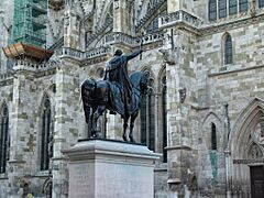 On the square at the cathedral in Regensburg