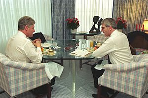 President Bill Clinton and Prime Minister John Major