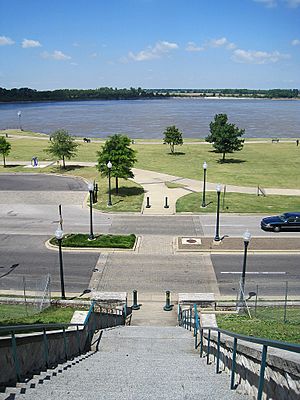 Riverwalk Memphis TN 003