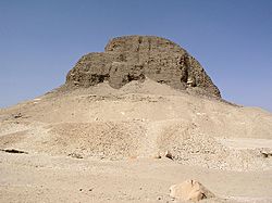 SenusretIIPyramid