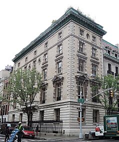 Stuyvesant Fish House Mad Av & 25 E78 St cloudy jeh.jpg