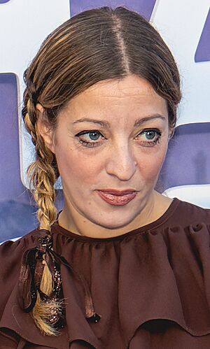 ThatXmasBFILFF191024 (107 of 119) (54099447312) (Isabella Summers) (cropped).jpg